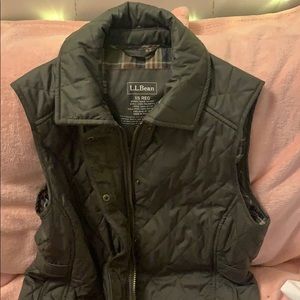 L. L. Bean green puffy army green vest